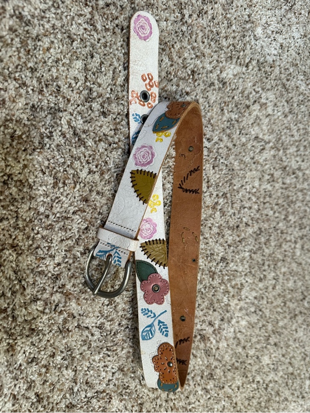 Women’s Floral Embossed Off White Leather Belt